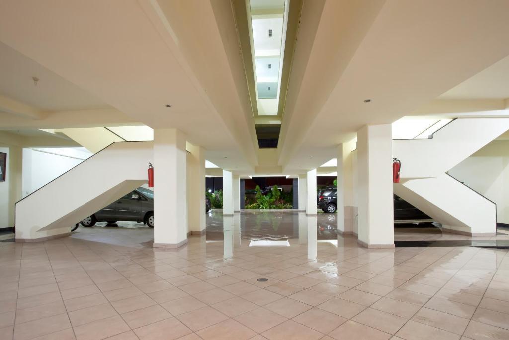 Pondok Taman 828 Hotel Denpasar Esterno foto
