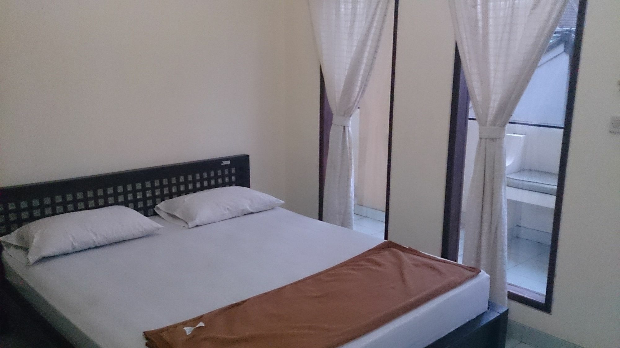 Pondok Taman 828 Hotel Denpasar Esterno foto
