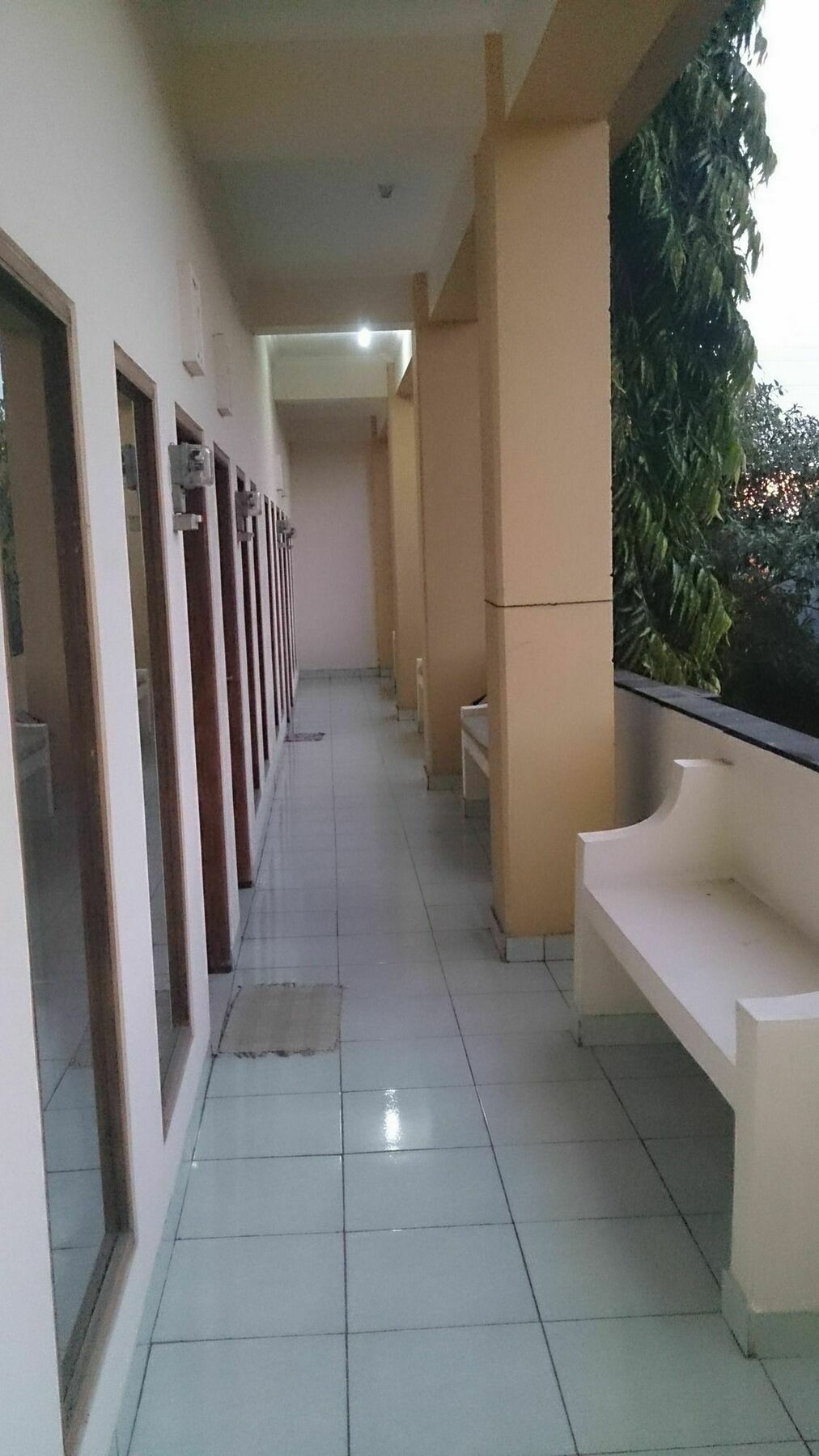 Pondok Taman 828 Hotel Denpasar Esterno foto