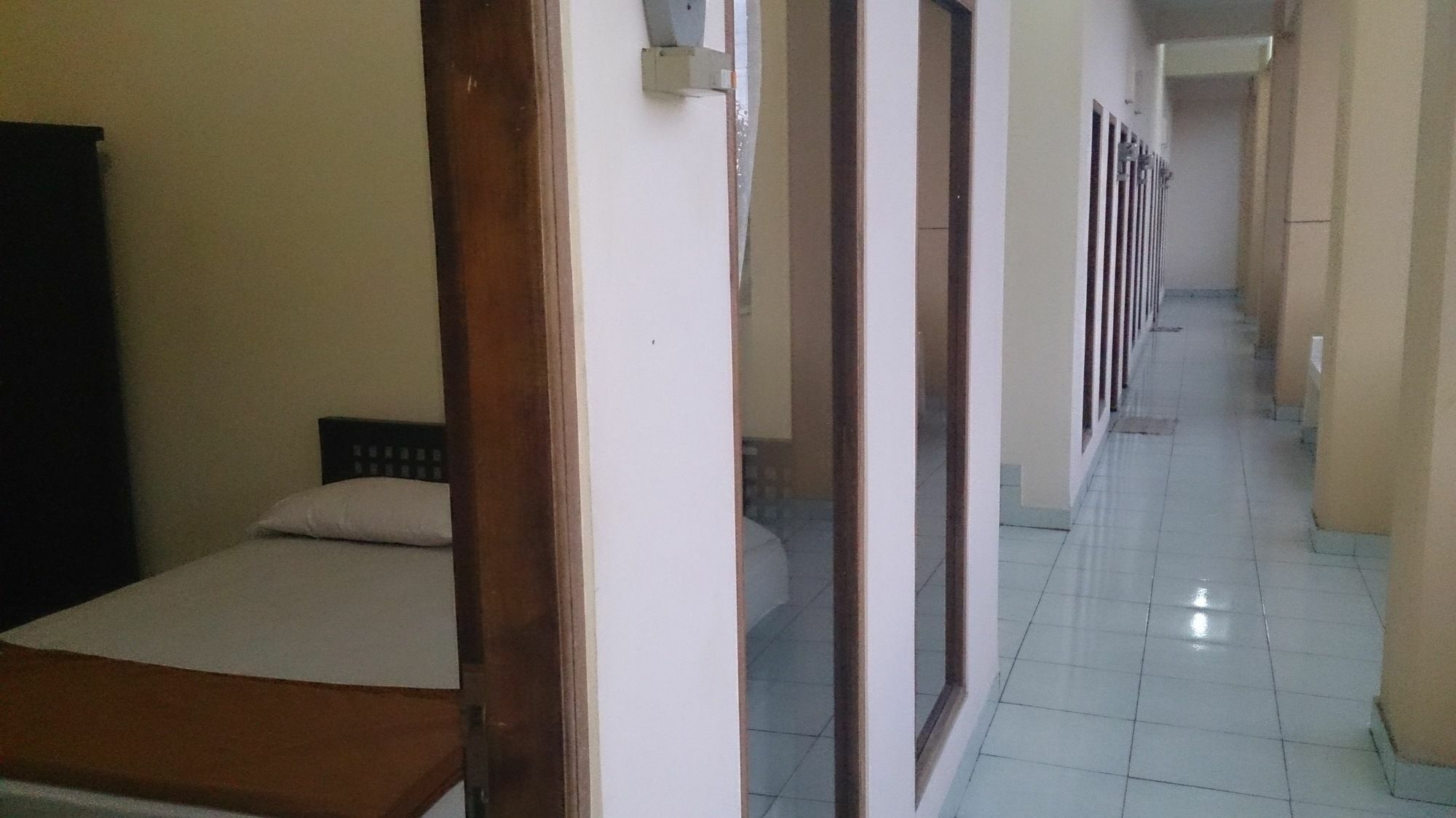 Pondok Taman 828 Hotel Denpasar Esterno foto